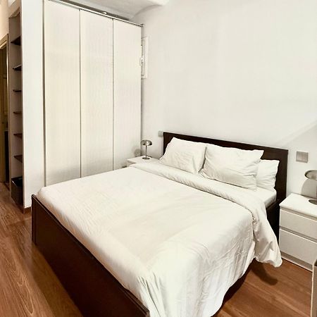 Newly Renovated Stylish Eixample - Great Location Barcelona Exterior foto
